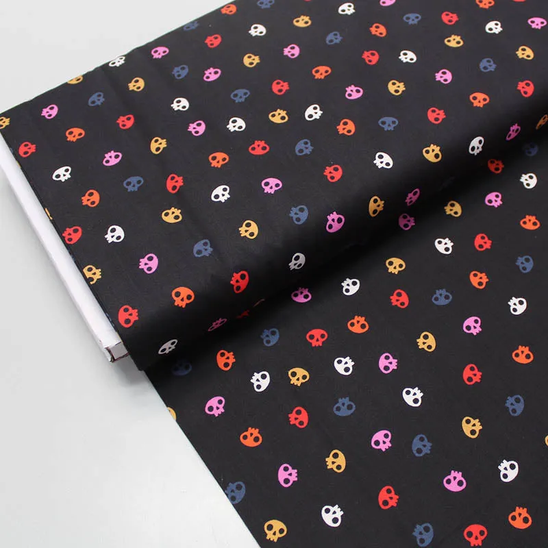 100% Cotton - Black- Tiny Skulls