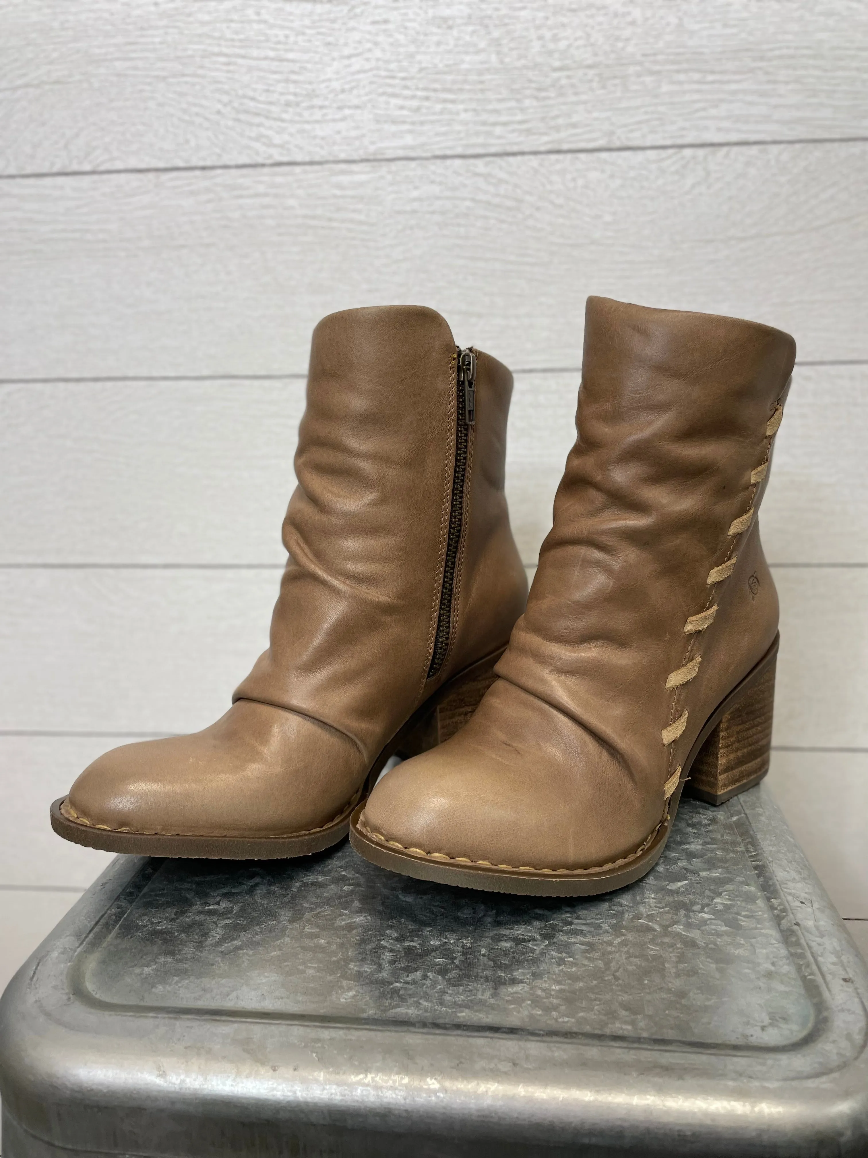 BORN | Toni Boot | Taupe