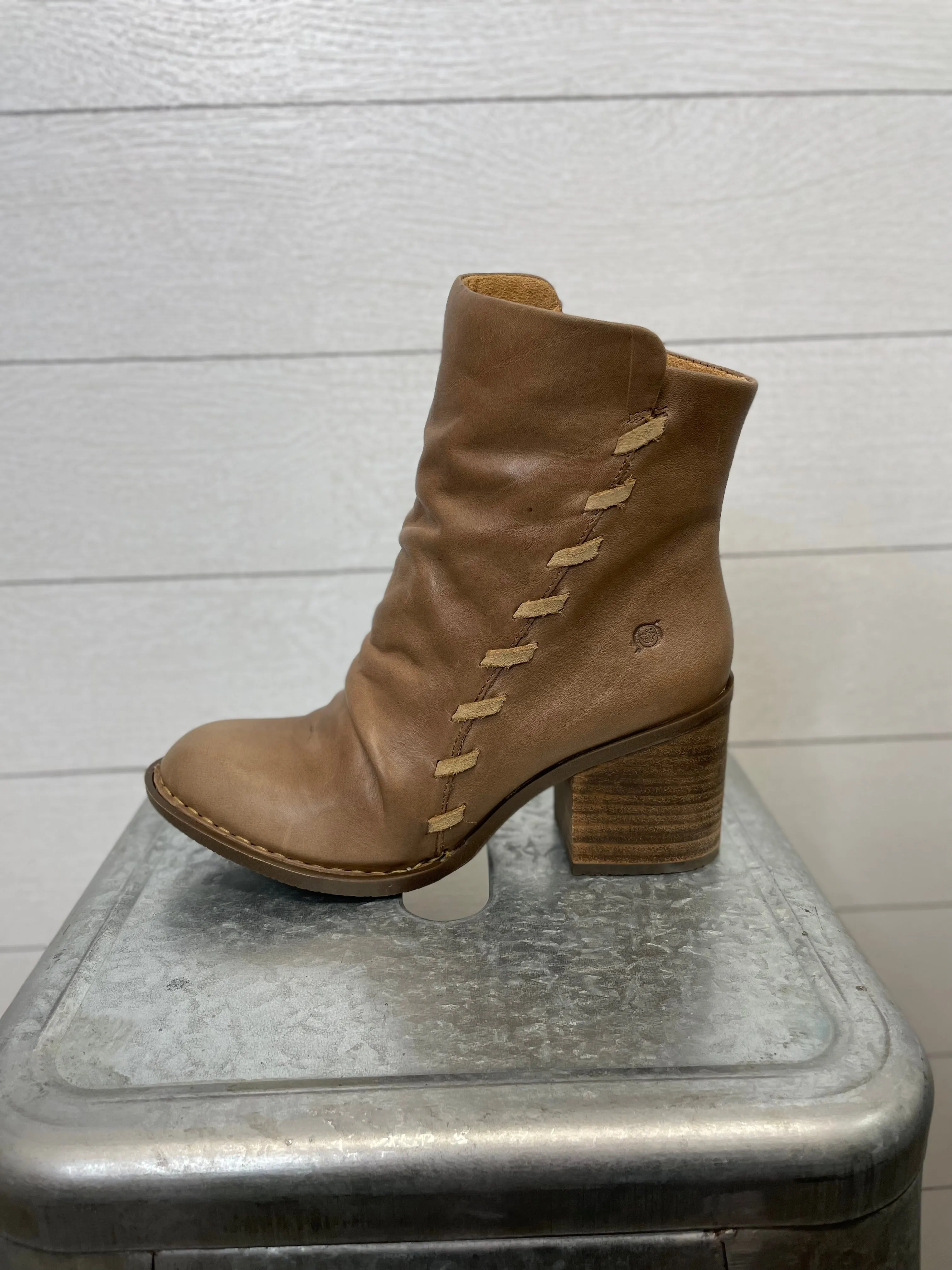 BORN | Toni Boot | Taupe