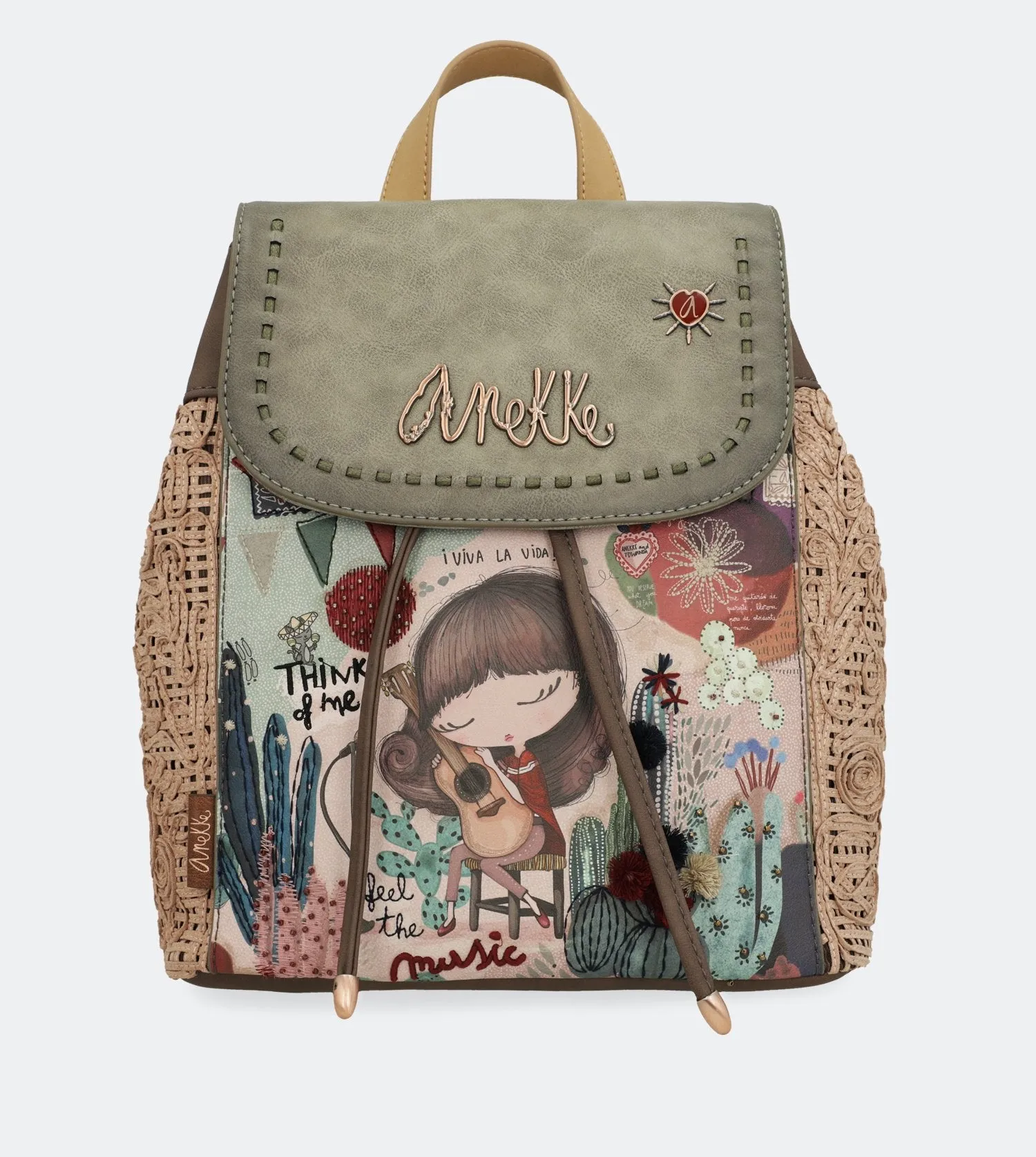 Ixchel Backpack with a flap and premium sides