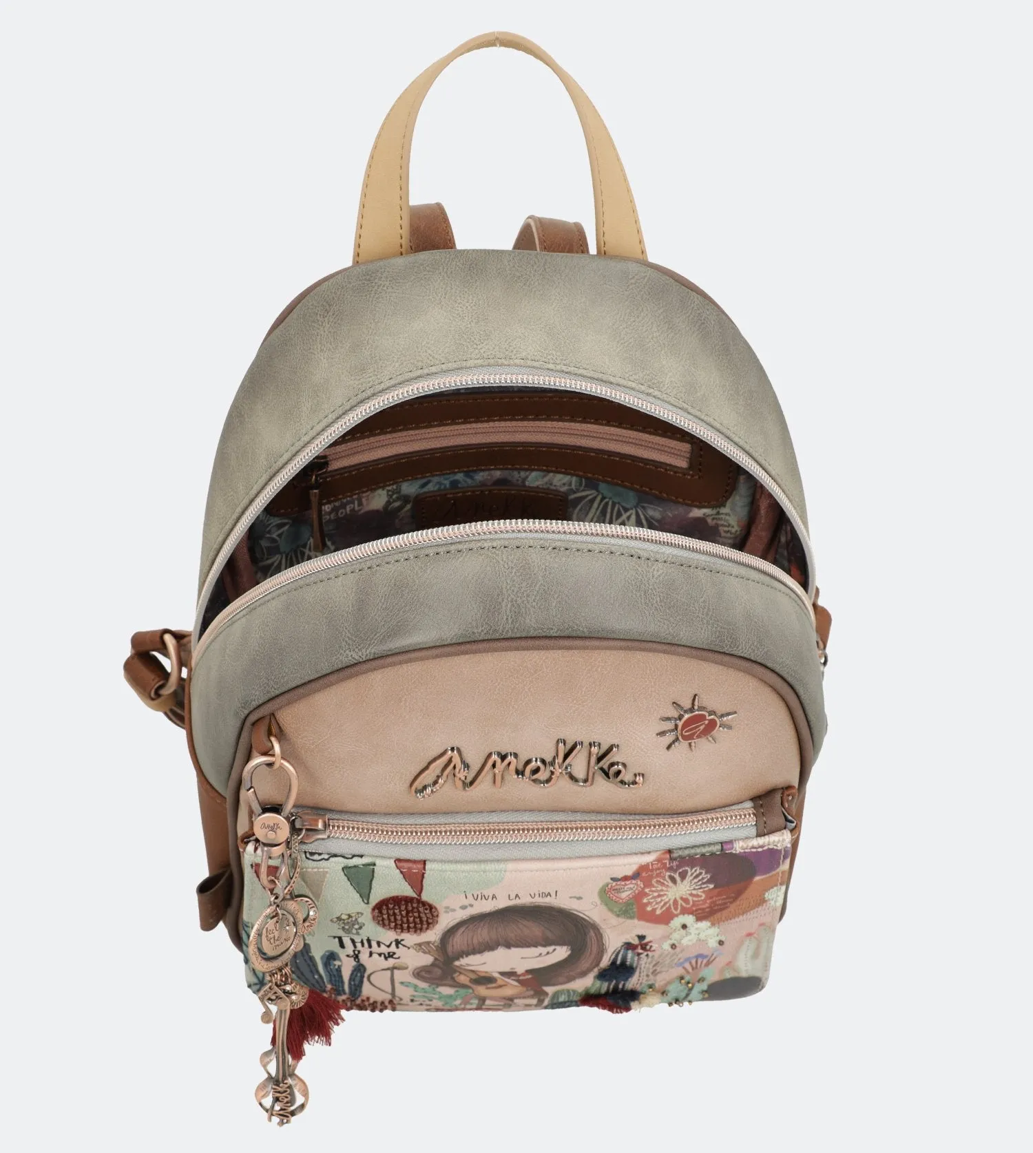 Ixchel Backpack with a front pocket