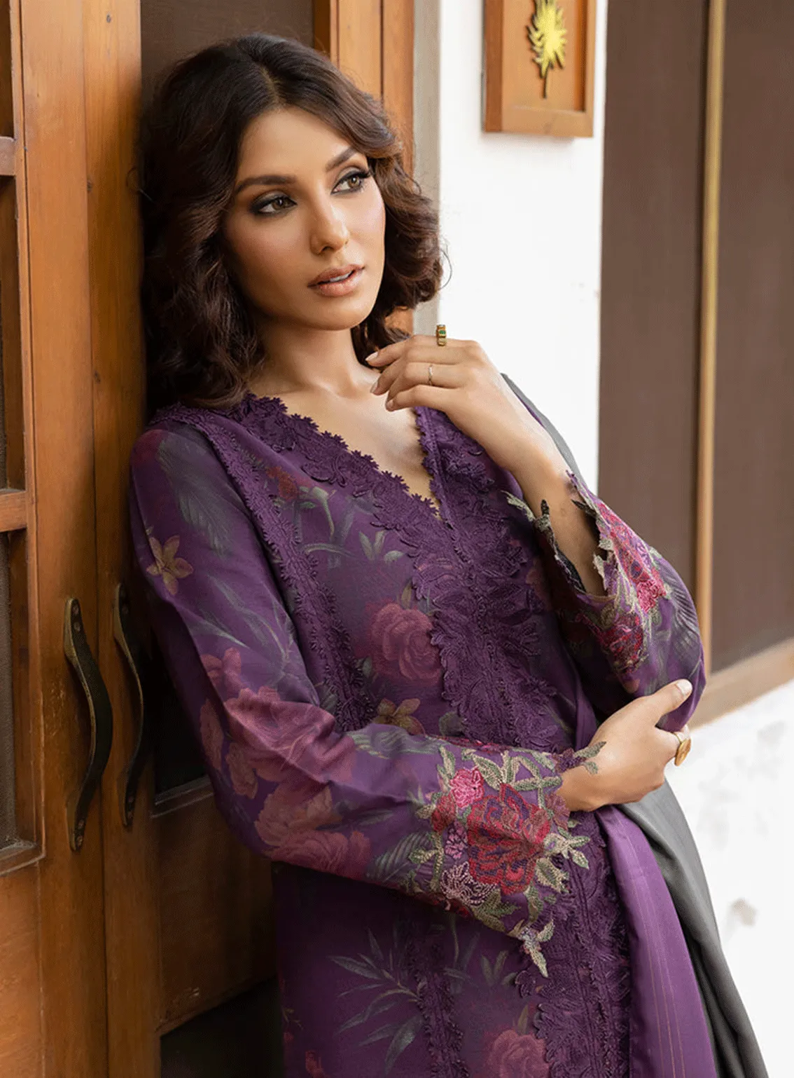 Jahanara By Iznik Embroidered Slub Unstitched 3 Piece Suit - 7 ZIBA