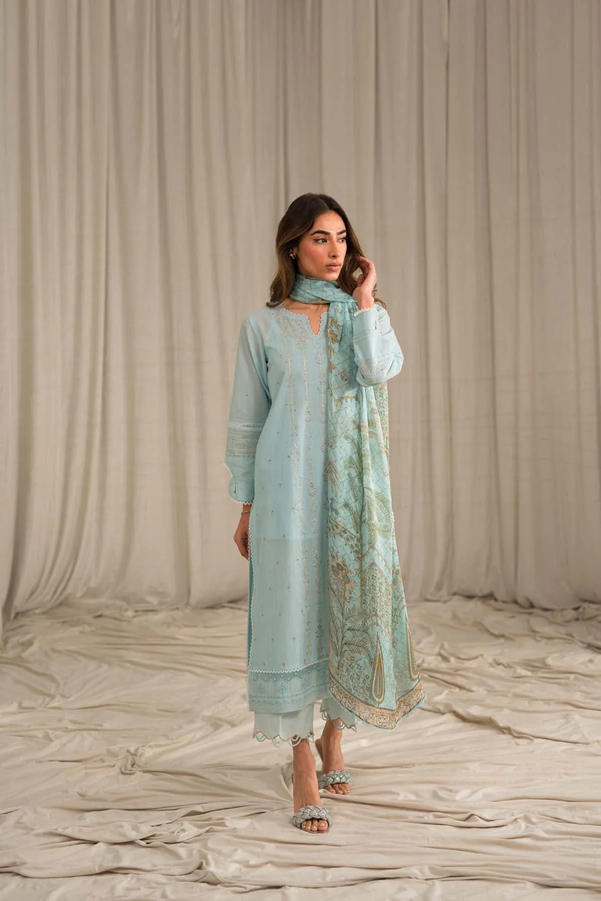 Mirage by Sahar Embroidered Luxury Lawn Unstitched 3Pc Suit S24-ES-L1-01