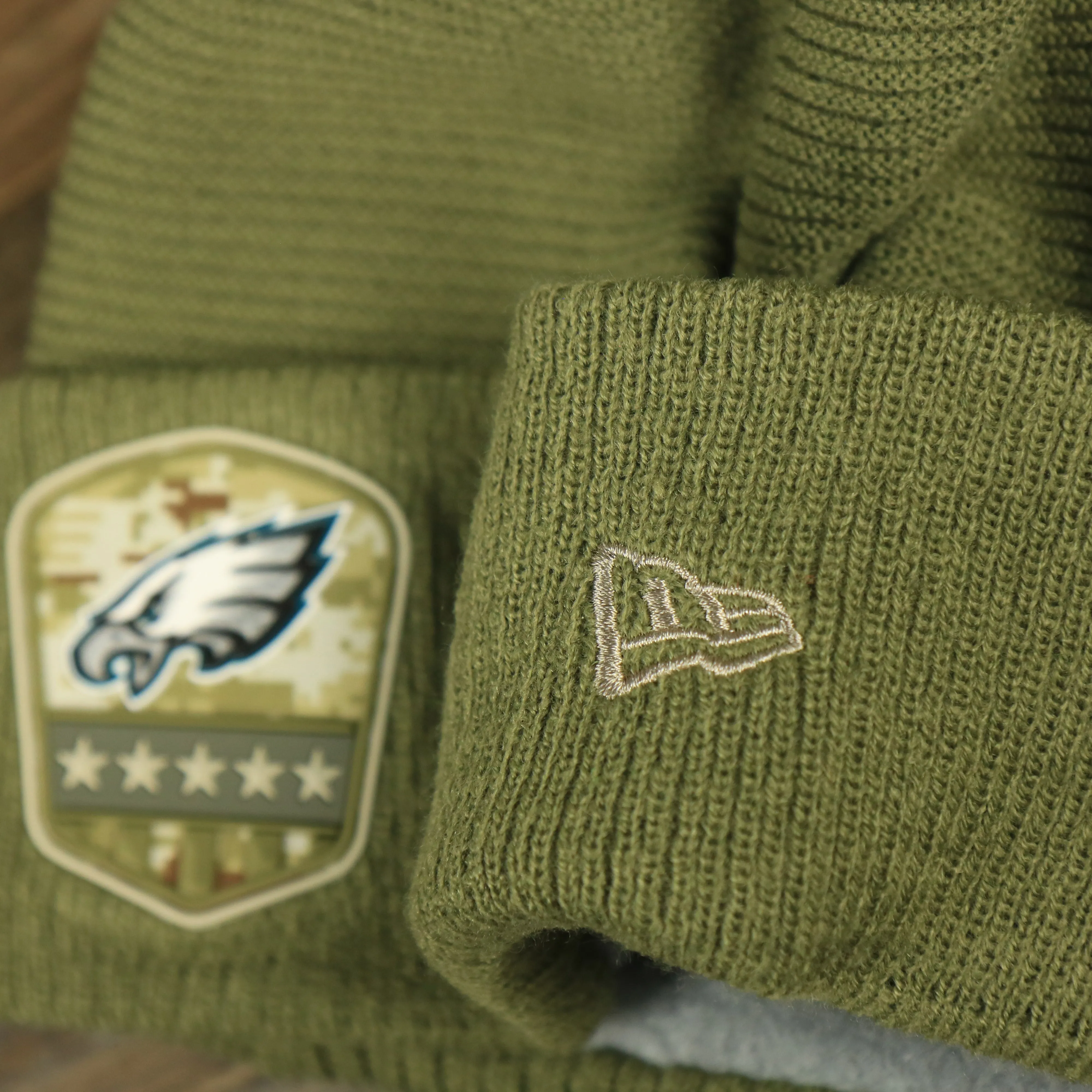 Philadelphia Eagles Salute To Service Ribbon Rubber Military Eagles Patch On Field NFL Beanie | Military Green Beanie