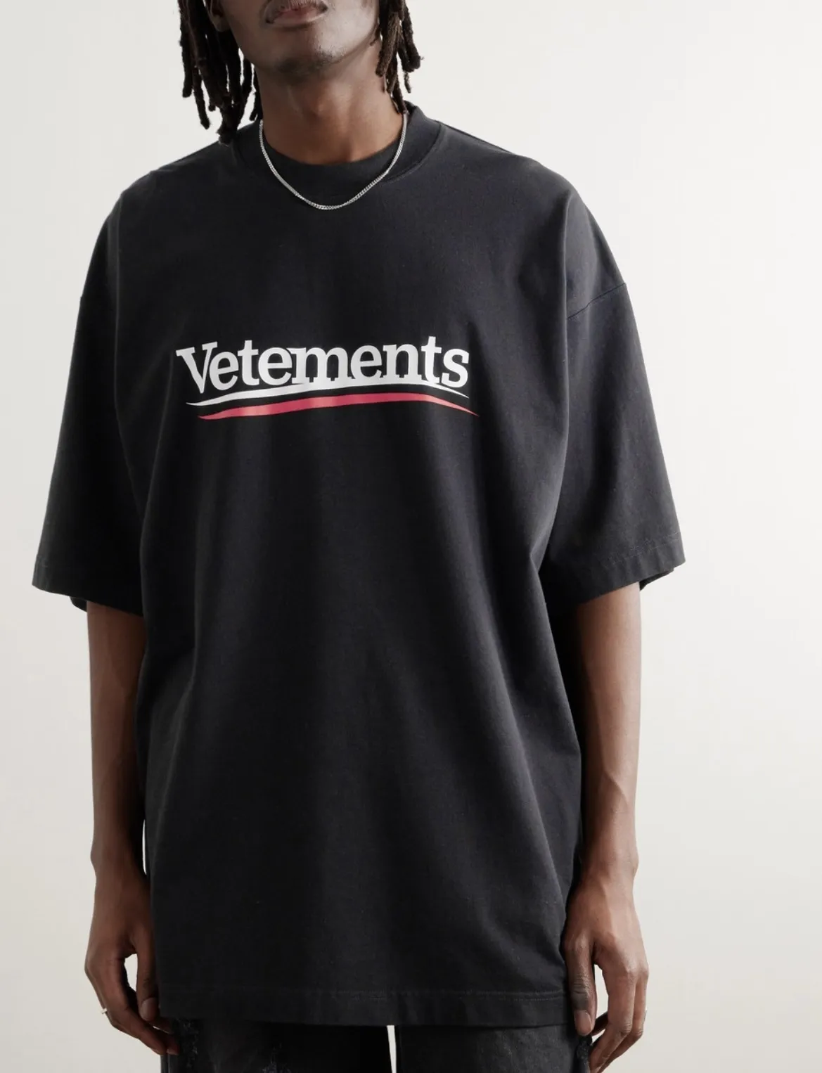 VETEMENTS  |Street Style Cotton Short Sleeves Oversized Logo T-Shirts